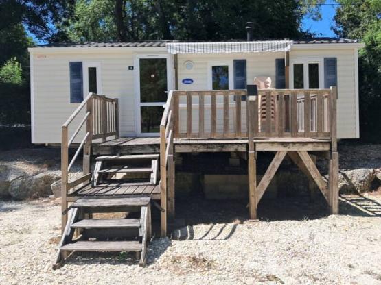 Stacaravan Standard - 3 slaapkamers + slaapbank