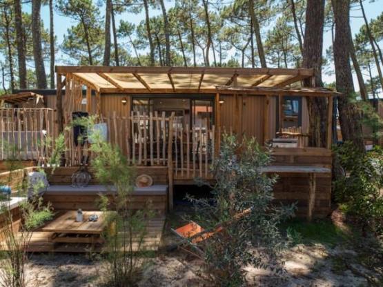 Lodge PREMIUM Jacuzzi 4P