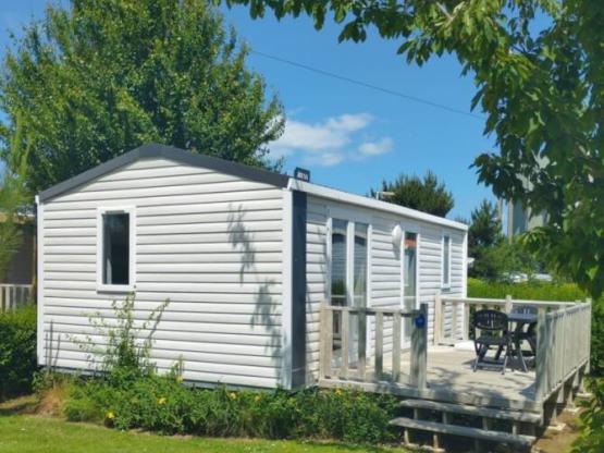 Mobilhome Confort 26m² (2 Bedrooms) + TV +  Terrace + Barbecue