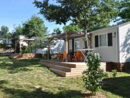 Family Mobile home - 2 bedrooms - 25m² with bathroom / Secteur Jardins****