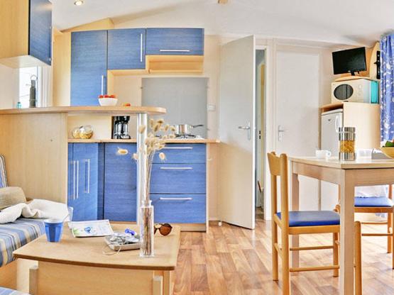 Mobile-home  Confort - 3 bedrooms - sheltered terrace - 8 to 12 years