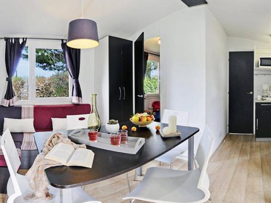 Mobile-home Confort - 2 bedrooms - sheltered terrace - 8 to 12 years