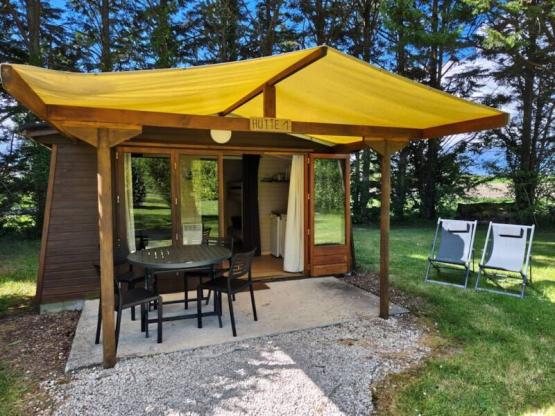Hut (without toilet blocks)