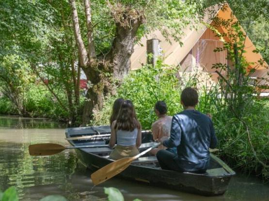 Ecolodge 24m² at the water's edge  / 2 bedrooms - without toilet block