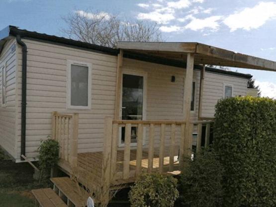 Mobil Home Cordelia 3 CHAMBRES - TERRASSE SEMI-COUVERTE - 6 PERSON