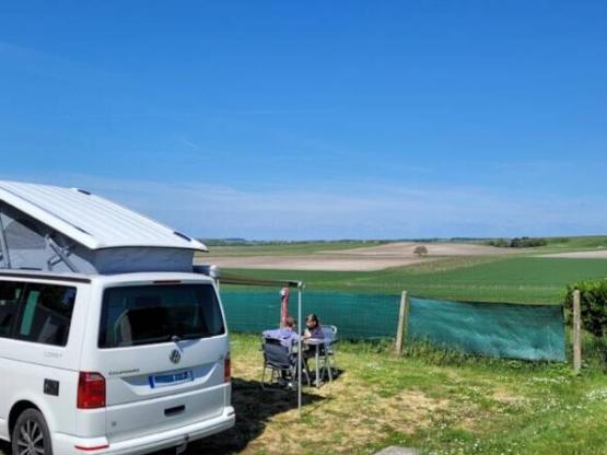 Nature Package (1 tent, caravan or motor home / 1 car)