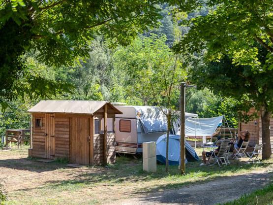 Pitch Premium Freecamp - equipped with private sanitary block