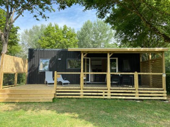 Homeflower Premium 2023 - 3 bedrooms 35m² + Terrace+ dishwacher + TV
