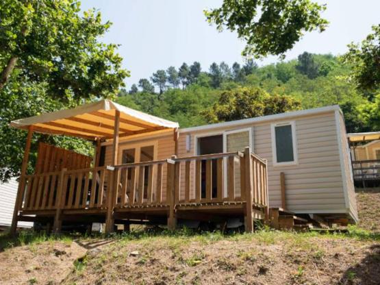 Mobile-Home 30m² - Comfort - 2 bedrooms - Semi-covered terrace - TV - Air conditioning