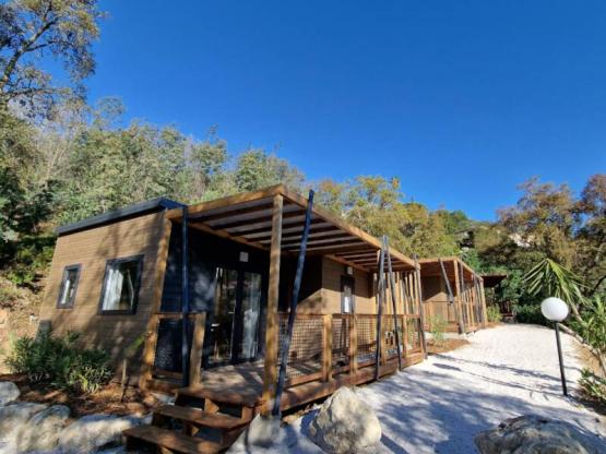 Chalet Mimosa 2 bedrooms (26.5m² + air conditioner + terrace covered + television)