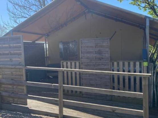 Lodge with wooden terrace - Wheelchair friendly 3 pers.