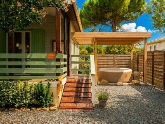 Luxury 3-Bedroom Vacation Rental with Private Jacuzzi