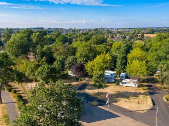 Hiker Package (on foot or by bike / 1 tent without electricity)