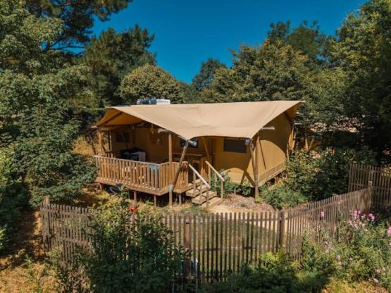 TENT - 3 bedrooms - 1 bathroom - SAFARI LODGE PREMIUM - 49 m² -