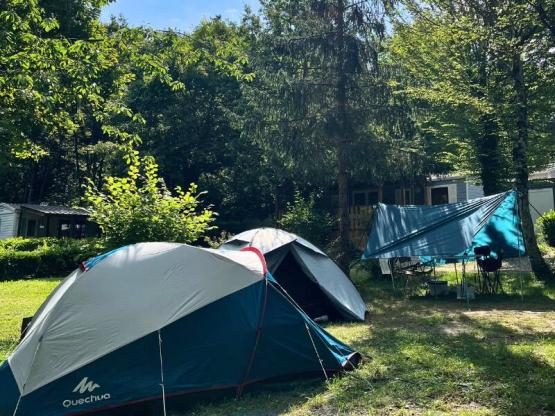 Pitch confort small for tent (electricity included)