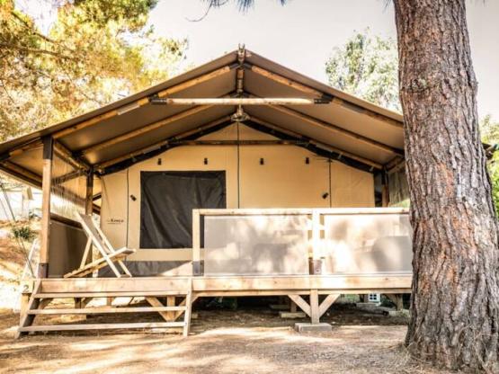 Corsica Lodge - 2 bedrooms