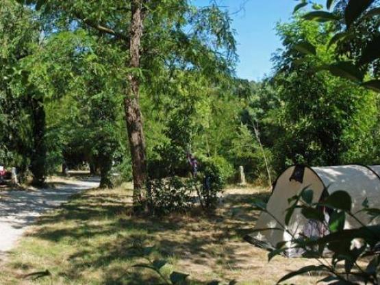 Package: pitch + 1 car + caravan/tent/camping-car