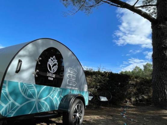 COZY NATURE - double bed, kitchenette, garden furniture -