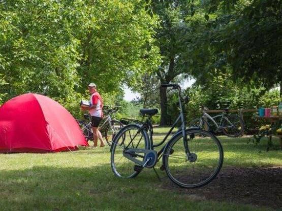 Camping pitch for 2-wheels travelers (bicycle - motorcycle)