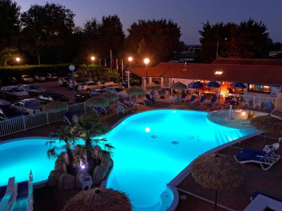 Mobil-home Confort - sheltered terrace