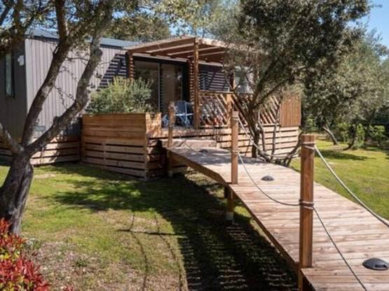 Ultimate mobile home - 40 M² - 34 bedrooms - Raised terrace with Jacuzzi