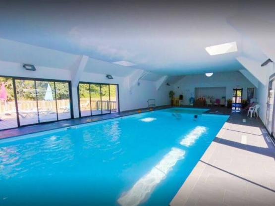 Mobile home Confort  - 1 bedroom included access to the inside swimming pool