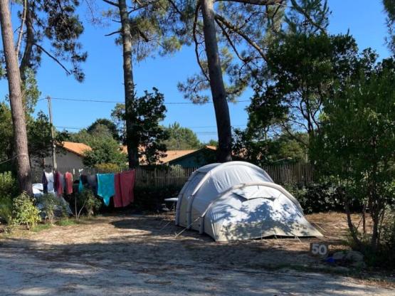 Pitch : car + electricity  (Reserved for light vehicles)