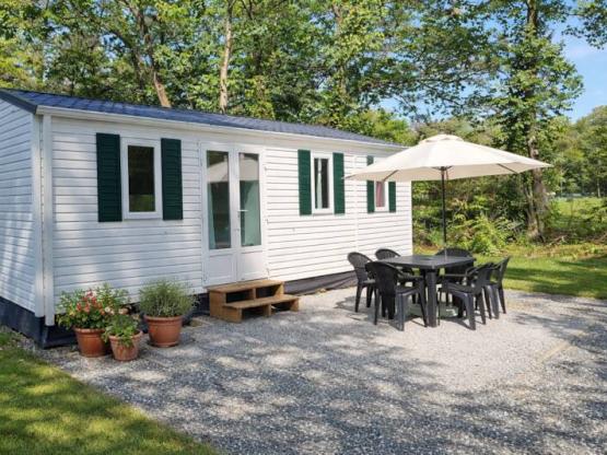 Comfort Mobile Home with 2 Air-Conditioned Bedrooms