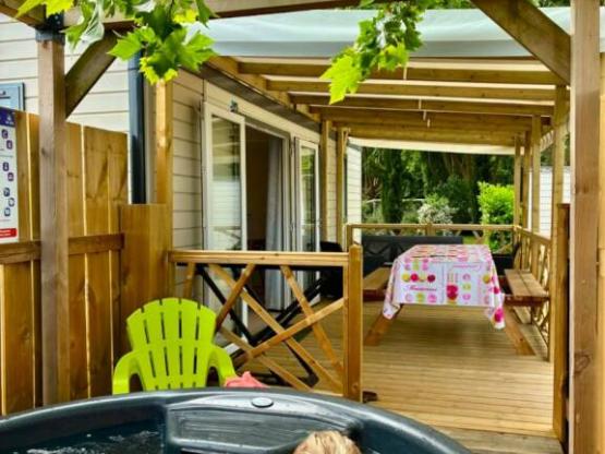 ??Prestige Mobile Home Bahia SPA – Air conditioning + Dishwasher, plancha, sèche cheveux, volets.