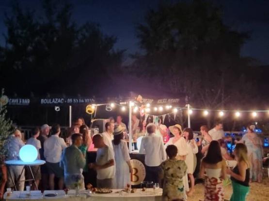 CHALET EVENEMENT  1-3 MAI 2026 // 8 MAI 2026 // 25 AVRIL 2026