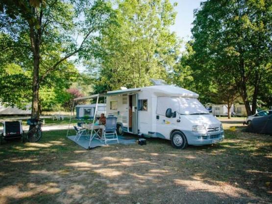 Forfait Nature Authentique (1 tente,1 personne caravane ou camping-car / 1 voiture ou velo)