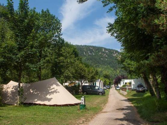 Pitch: car + tent/caravan or camping-car + electricity