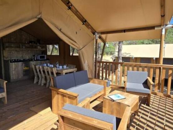 Spacious Lodge tent - 2 bedrooms - 35 m² + 16m² private terrace