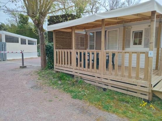 Mobile home 1 (near entrance)