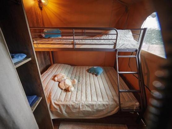 Tent KENYA Confort 34m² (2ch 5 pers) without sanitary facilities
