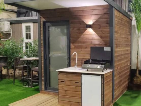 Emplacement électrifié avec sanitaire individuel 10A