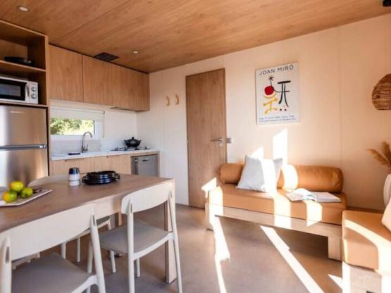 PRIVILEGE PATIO - 4 pers - 2 chambres - 2 salles de bain - MH ensoleillé