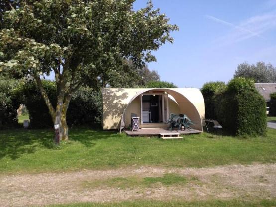 Ready-to-Camp Pitch — Coco Sweet (2–4 people) ?