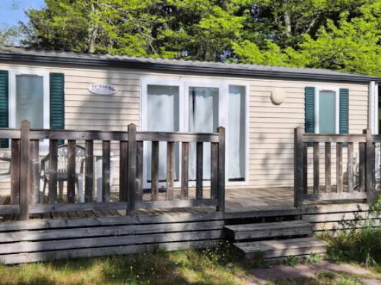Comfort Mobile Home: 2 Bedrooms - Sleeps 4 - Air-Conditioned
