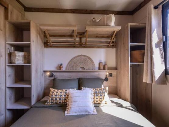 Vardo XL 2-Bedroom Cabin