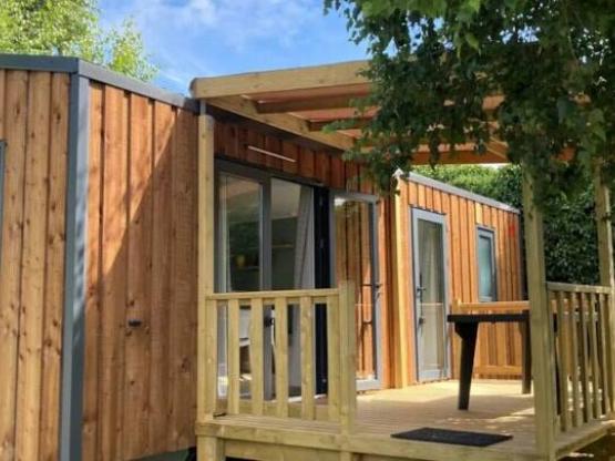 Air-Conditioned Cabin for 4 People, 93, 2 Bedrooms