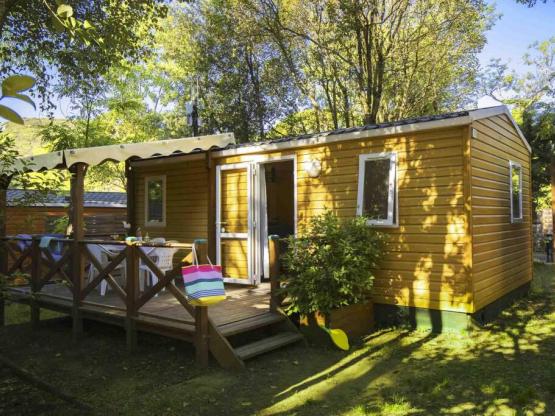 Cottage 6p 2bdr 1bath ** air-conditioned