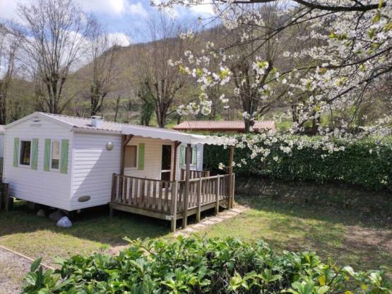 Mobile-home 4/6 Confort 27 m² Half-covered terrace 15 m²