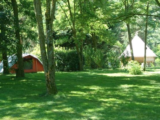 Stellplatz 2 Personen + Fahrzeug, ohne Stromanschluss