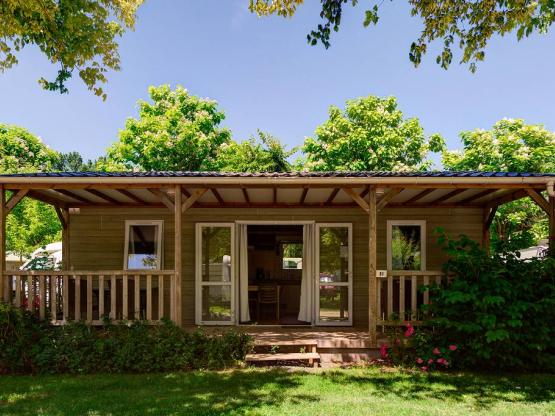 Chalet CONFORT 48m² (3 bedrooms) + sheltered terrace + TV