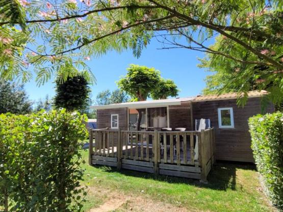 Stacaravan CONFORT 33 m² (2 kamers) + terras + TV