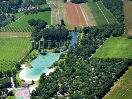 Room Confort, bathroom, wc with TV