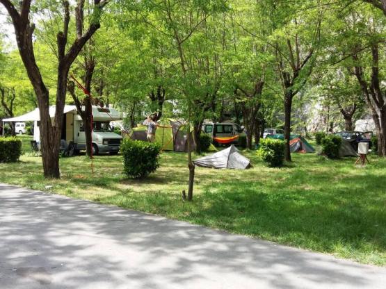 Package 2 people + car + tent or caravan