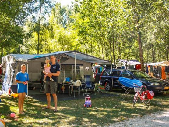 Camping pitch package - 2 people included / Night WITHOUT ELECTRICITY