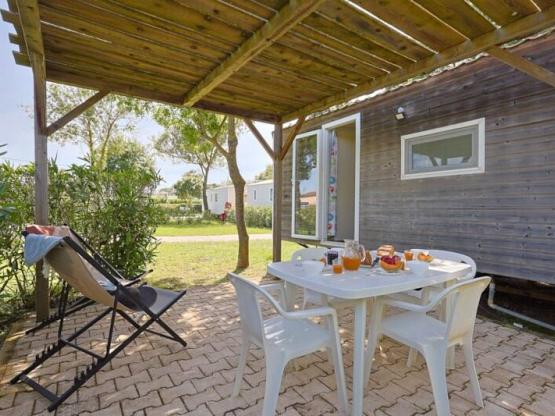 MOBILHOME WITHOUT TOILET BLOCK (2 bedrooms)